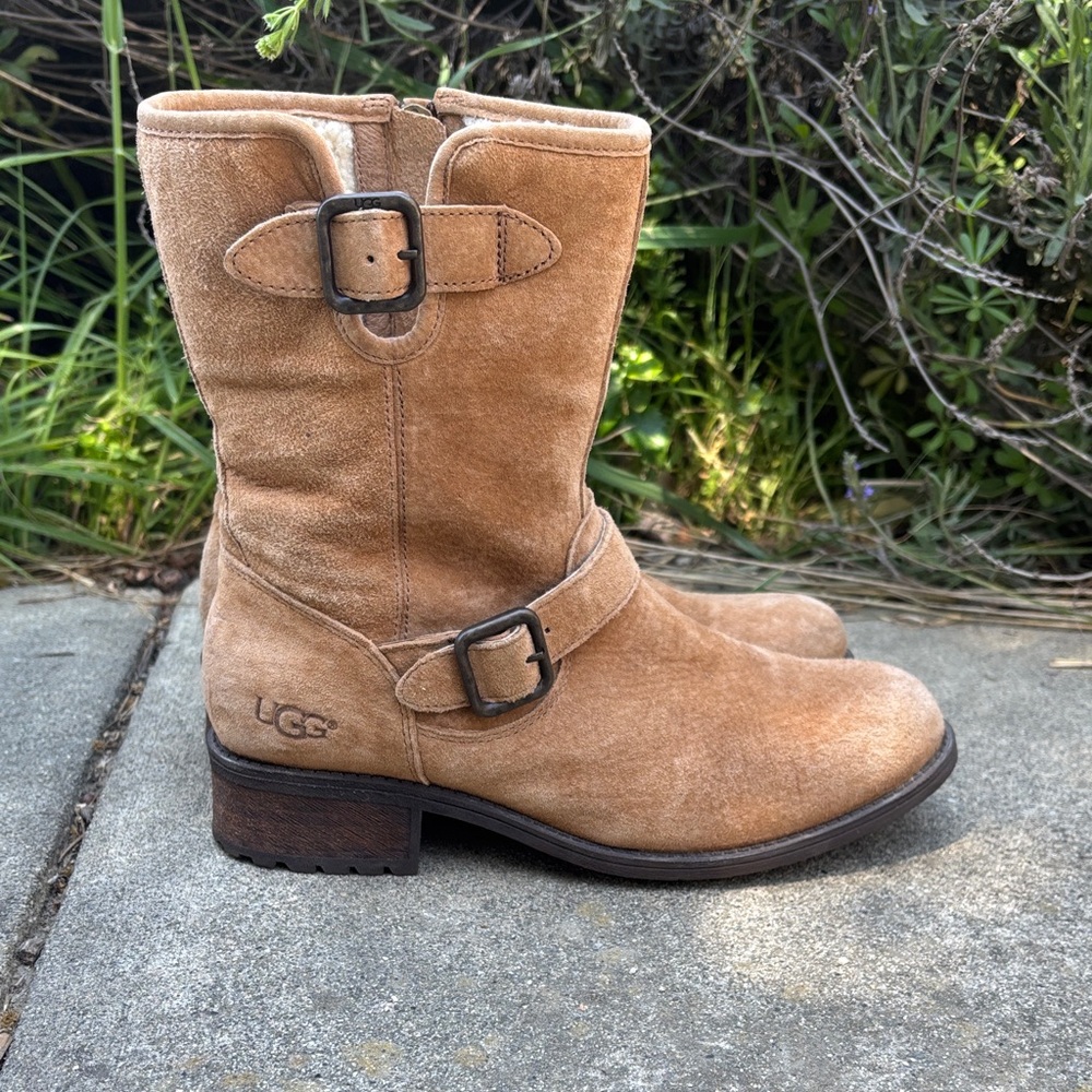 UGG Women's Chaney Suede Buckle Boots